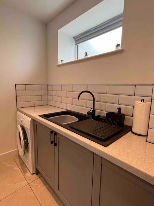 Entire Property In Downham Market, Serviced Accomodation Lejlighed Eksteriør billede